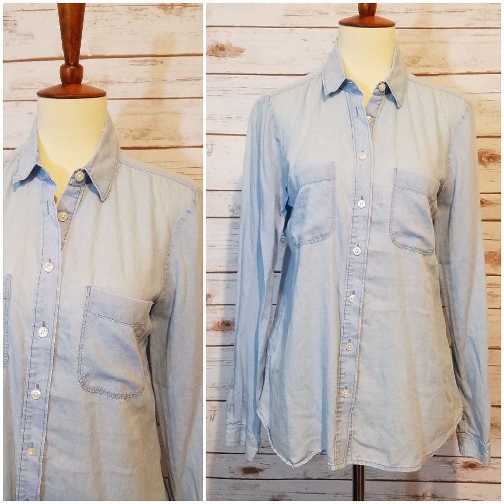 LOFT Lightweight Blue Button Down T2
